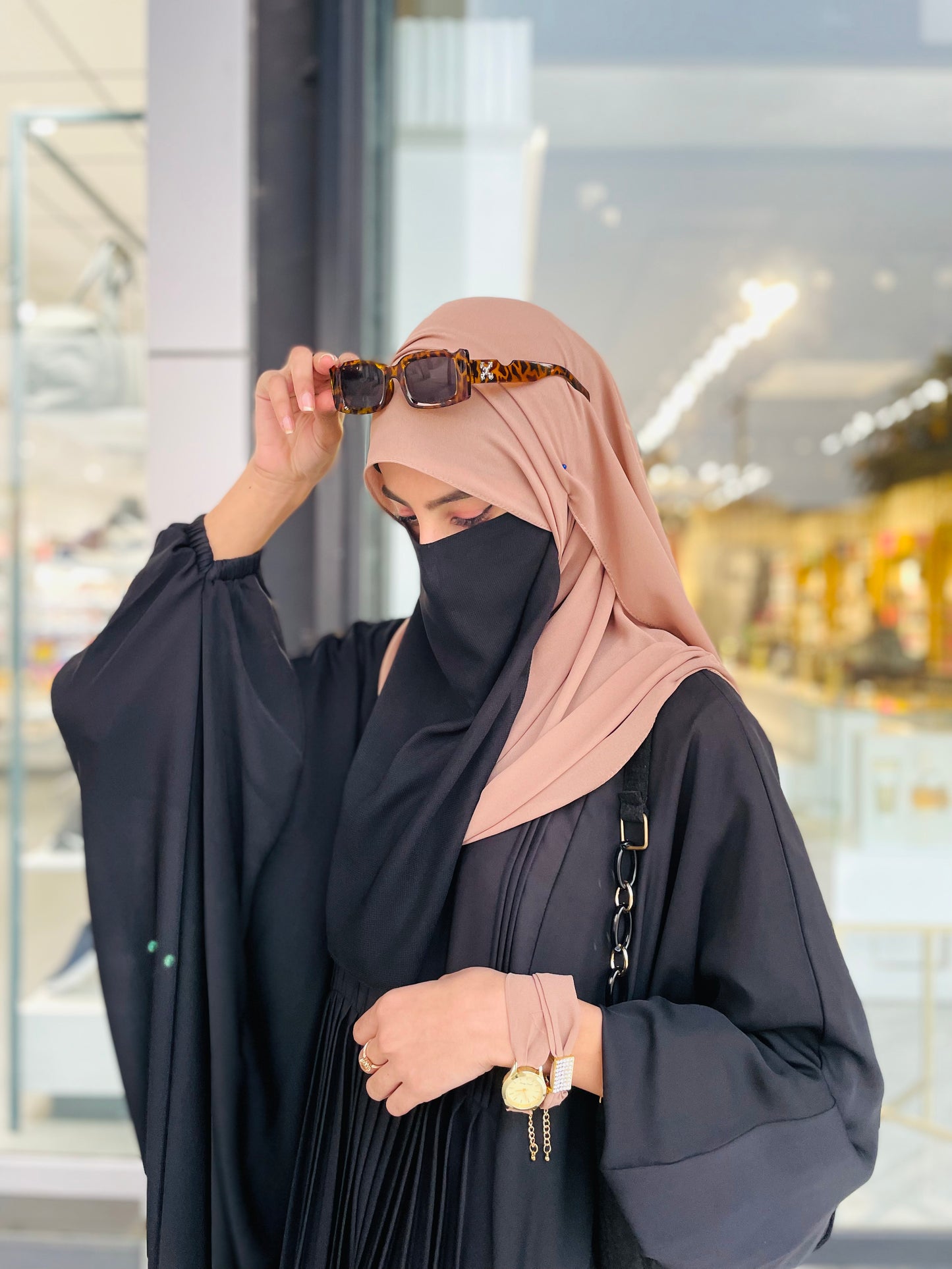 Cafe Georgette Hijab + Watch + Bracelet + Gift Sett