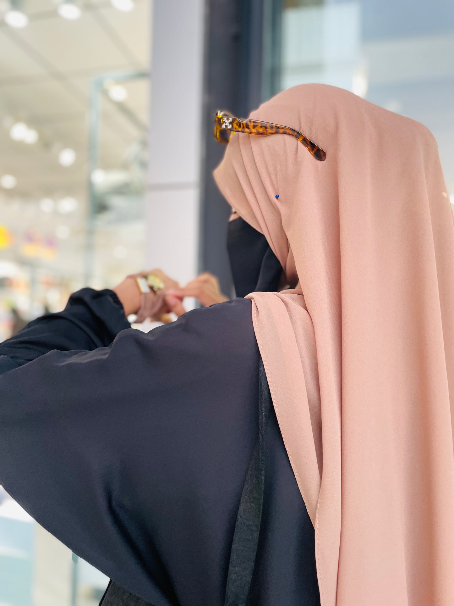 Cafe Georgette Hijab + Watch + Bracelet + Gift Sett
