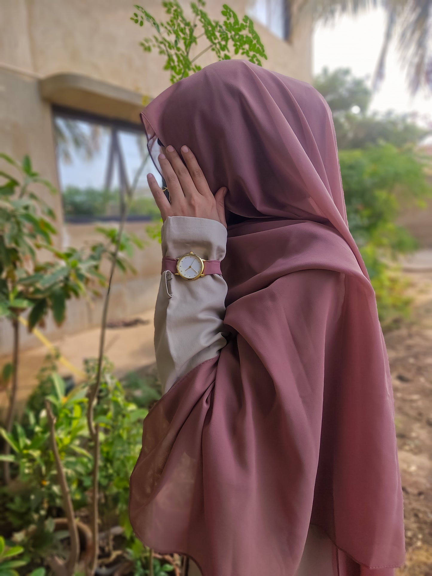 Mauve Georgette Hijab + Watch + Bracelet + Gift Sett