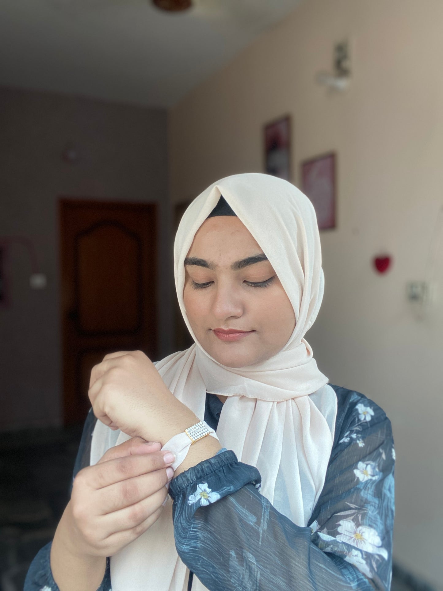 Caramel Georgette Hijab + Watch + Bracelet + Gift Sett