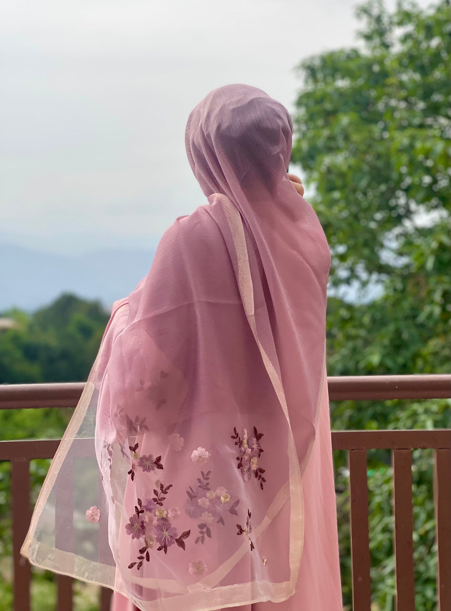 Organza Embroidery Hijab - Mauve