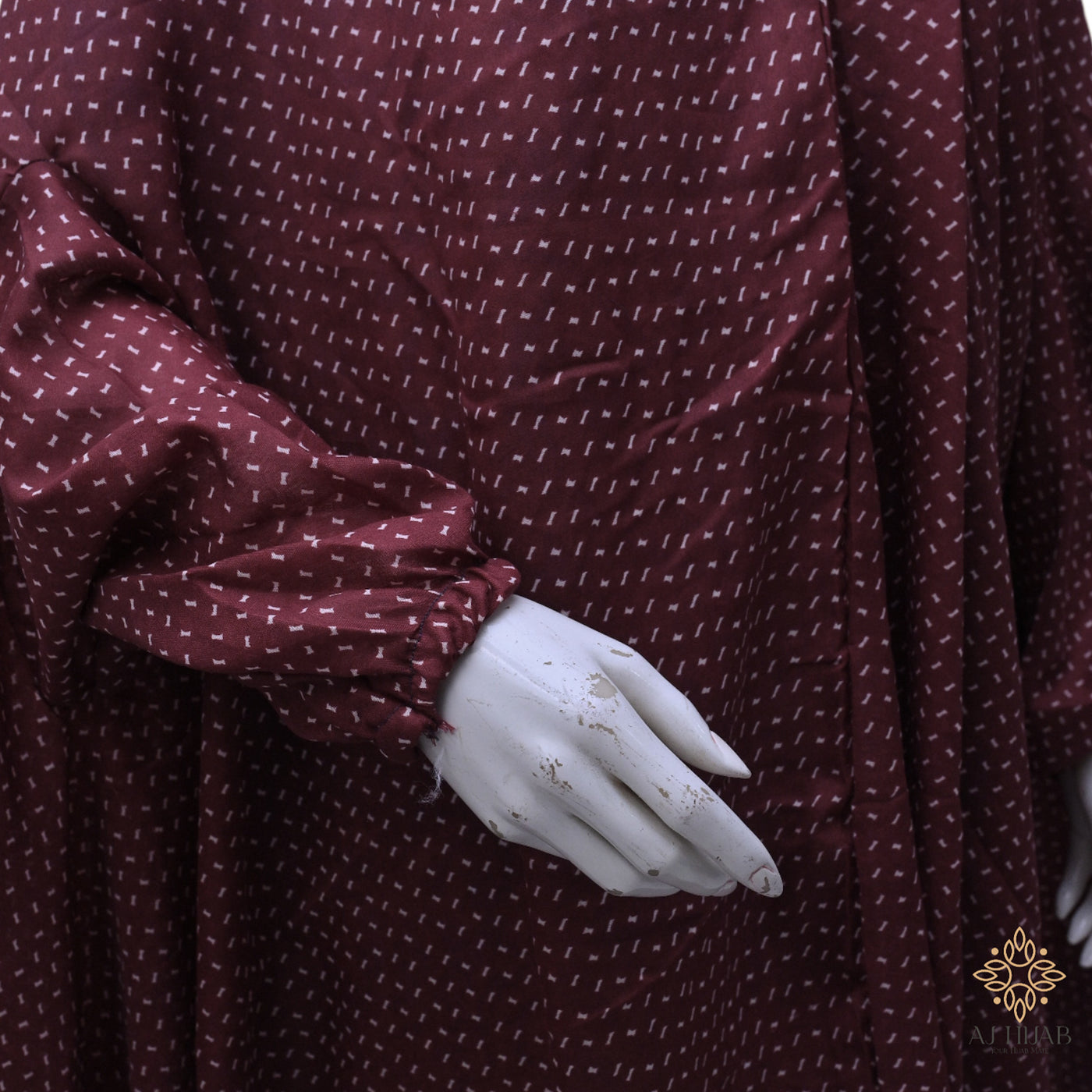 Namaz Chadar With Sleeves - Maroon Print