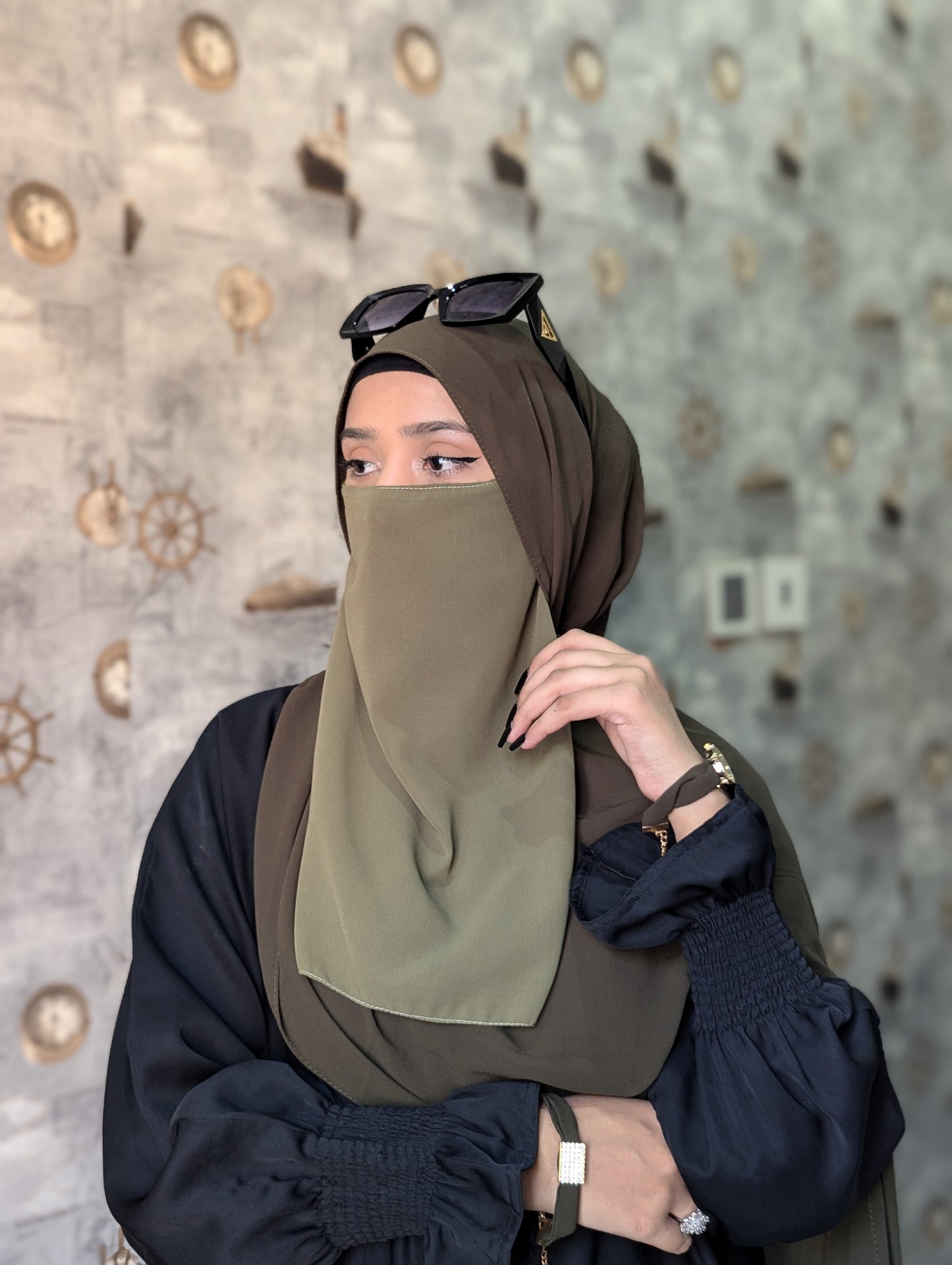 Olive Georgette Hijab + Watch + Bracelet + Gift Sett (Without Niqab)