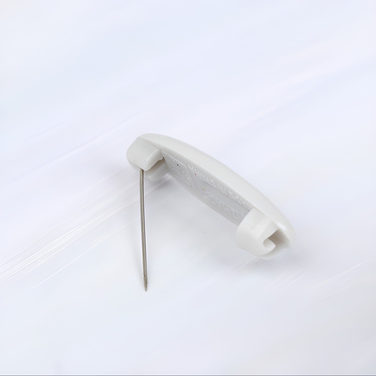Hijab Safety Pins Box - Multi