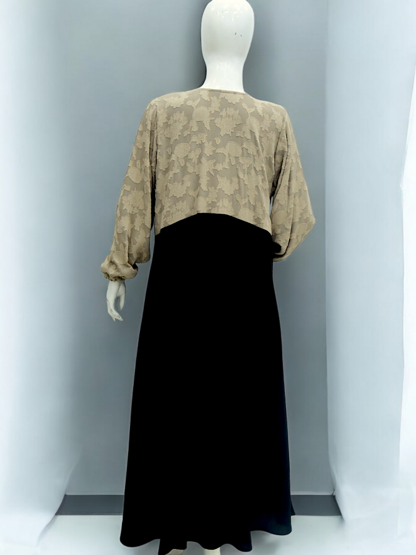 Textured Abaya - Black Fawn