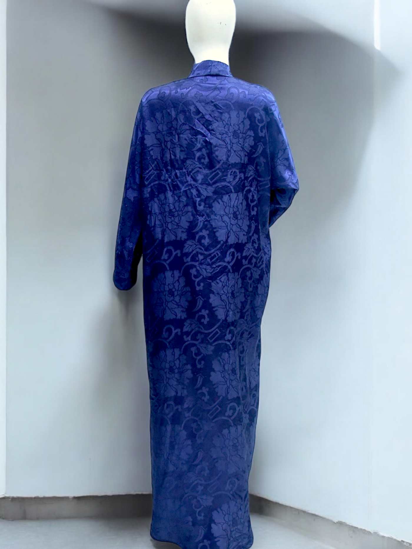 Embossed Abaya - Blue